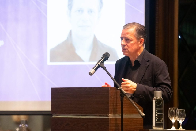 Javier Quintana de Una, CEO, CTBUH, recapped the highlights of the previous few days of the conference in Singapore, setting the stage for an exciting day of programming in Kuala Lumpur.