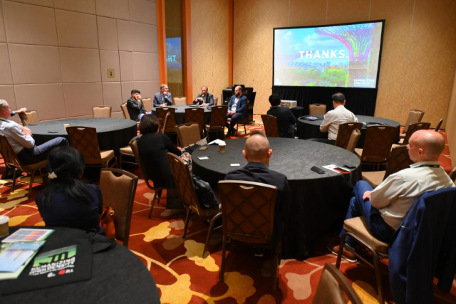 In the Developers: Global Benchmarks for Property Measurement and Building Decarbonization workshop, Moderator Tengku Dato’ Ab Aziz Tengku Mahmud, Chief Executive Officer, PNB Merdeka Ventures, leads the discussion.