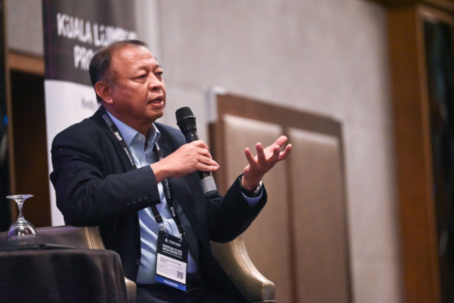 Tengku Dato' Ab Aziz Tengku Mahmud, CEO, PNB Merdeka Ventures, responded to the role of high-rise buildings in developing a city and its future.