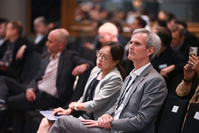 Audience members listened intently to the riveting presentations by the speakers in Session 2, “Challenges for Vertical Urbanism in Malaysia.”
