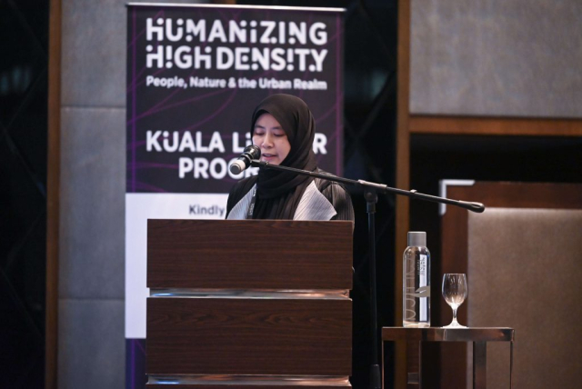 Erdayu Os'hara Omar, Architect and Lecturer at Universiti Teknologi MARA, co-presents “Offices not as we know them? Speculating the future high-rise office design in Malaysia.”